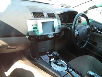 2005 Toyota Mark X Photos