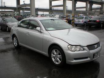 2005 Toyota Mark X Pictures