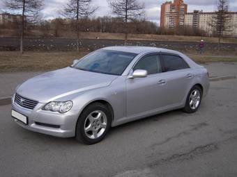 2005 Toyota Mark X Pictures