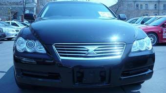 2005 Toyota Mark X Pictures