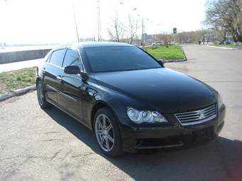 2005 Toyota Mark X Photos