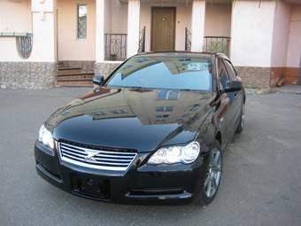 2005 Toyota Mark X Pictures