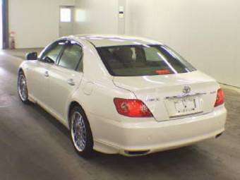 2005 Toyota Mark X Pictures