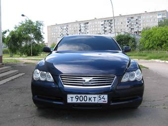 2005 Toyota Mark X Pics