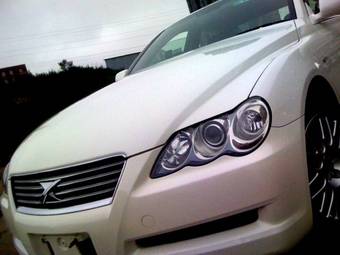 2005 Toyota Mark X Photos