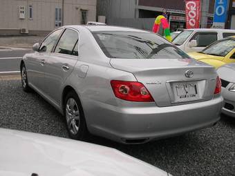 2005 Toyota Mark X Photos
