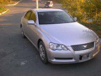 2005 Toyota Mark X Pictures