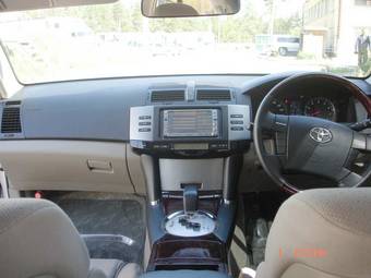 2005 Toyota Mark X Pictures