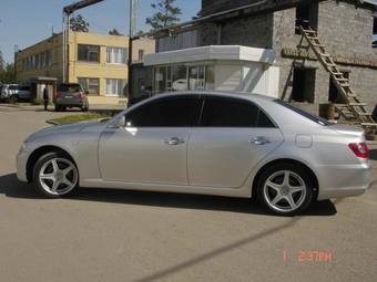 2005 Toyota Mark X Photos