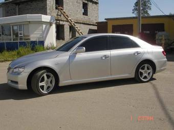 2005 Toyota Mark X Pictures
