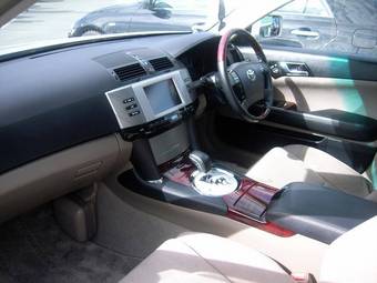 2005 Toyota Mark X Pictures