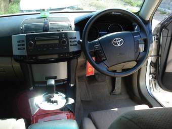 2005 Toyota Mark X Photos