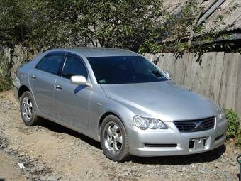 2005 Toyota Mark X Pictures