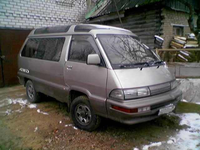 1989 Toyota Master Ace Surf