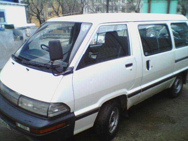 1989 Toyota Master Ace Surf