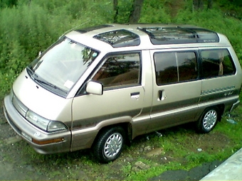 1990 Toyota Master Ace Surf