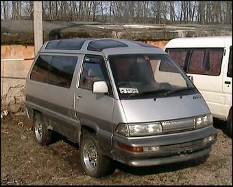 1990 Toyota Master Ace Surf