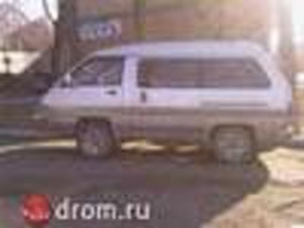 1990 Toyota Master Ace Surf