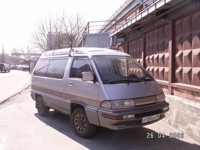 1991 Toyota Master Ace Surf