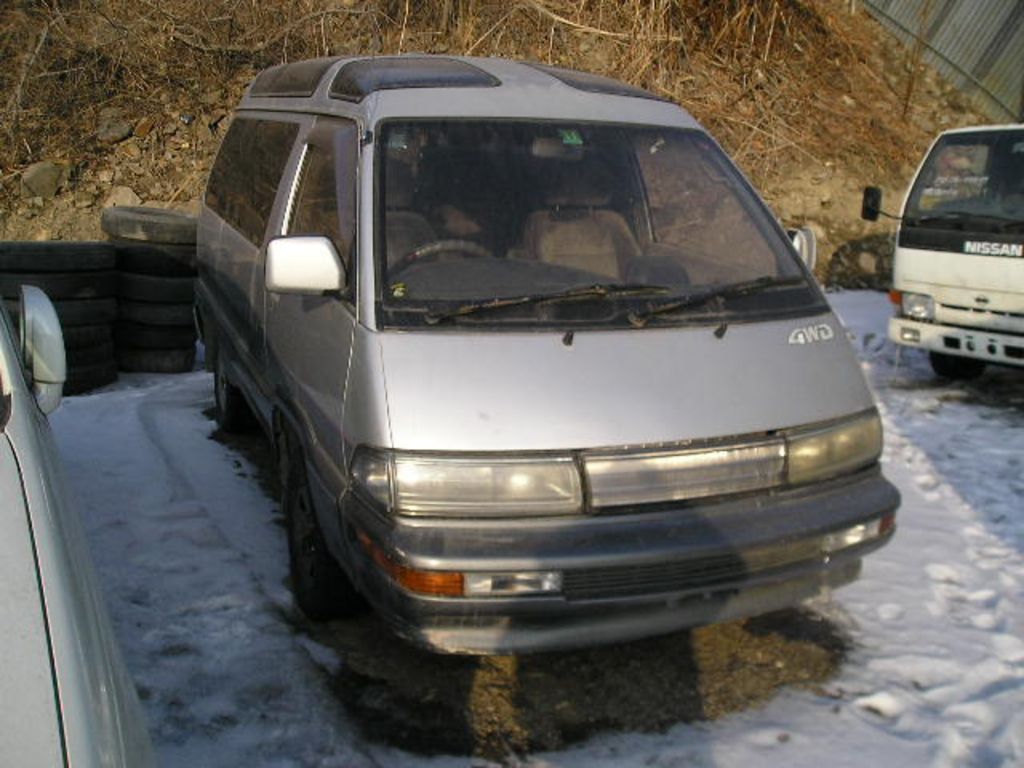 1991 Toyota Master Ace Surf