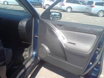 2002 Toyota Matrix Pics