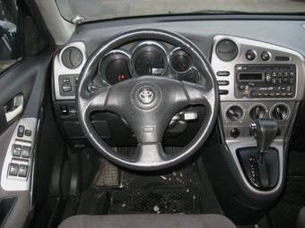 2003 Toyota Matrix Photos