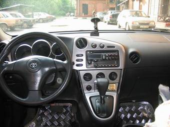 2003 Toyota Matrix Photos