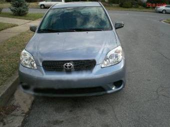 2004 Toyota Matrix Photos