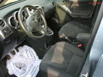 2004 Toyota Matrix Photos