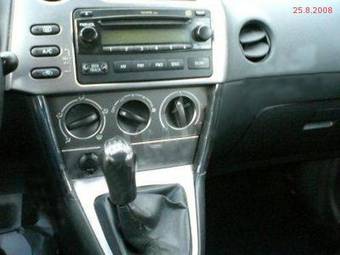 2004 Toyota Matrix Pictures