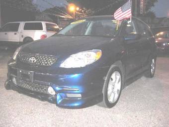 2004 Toyota Matrix Photos