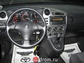 2004 Toyota Matrix Pictures