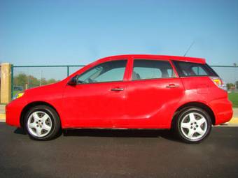 2004 Toyota Matrix Photos