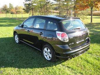 2005 Toyota Matrix Photos