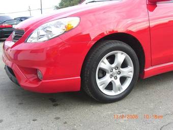 2005 Toyota Matrix Photos