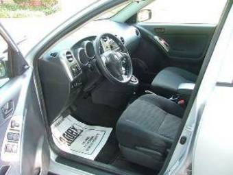 2005 Toyota Matrix Pictures