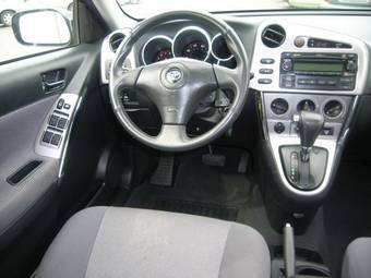 2005 Toyota Matrix Photos