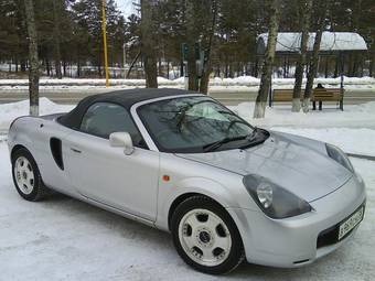 2002 Toyota MR-S Pictures