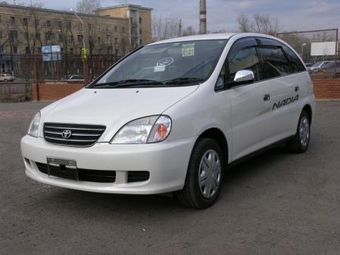 1998 Toyota Nadia