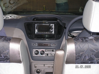 1998 Toyota Nadia