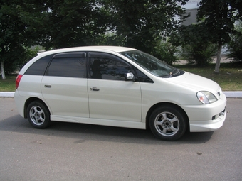 1998 Toyota Nadia