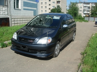 1998 Toyota Nadia