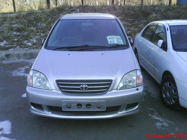 Toyota nadia 1998