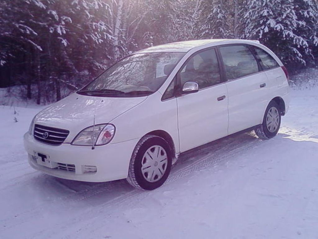 1998 Toyota Nadia