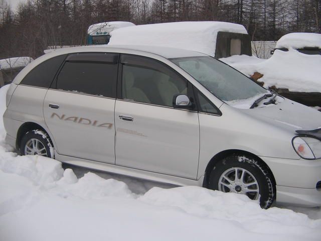 1998 Toyota Nadia