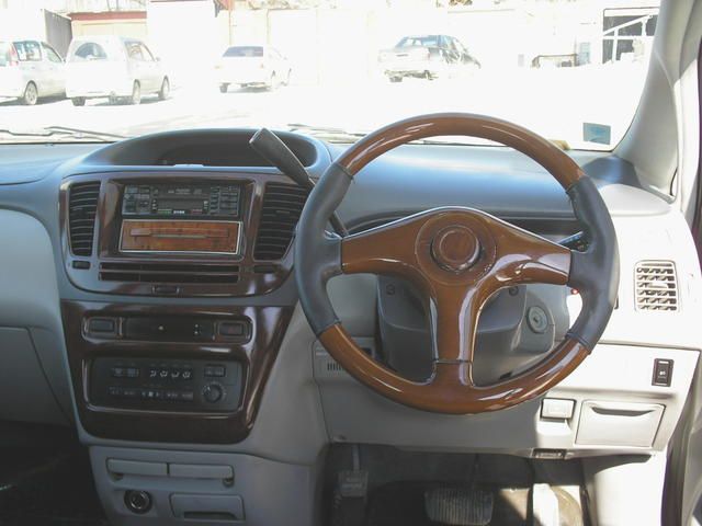 1998 Toyota Nadia