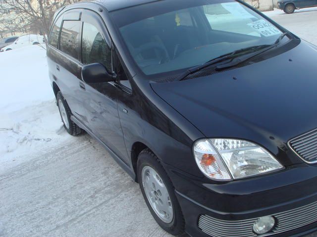 1998 Toyota Nadia