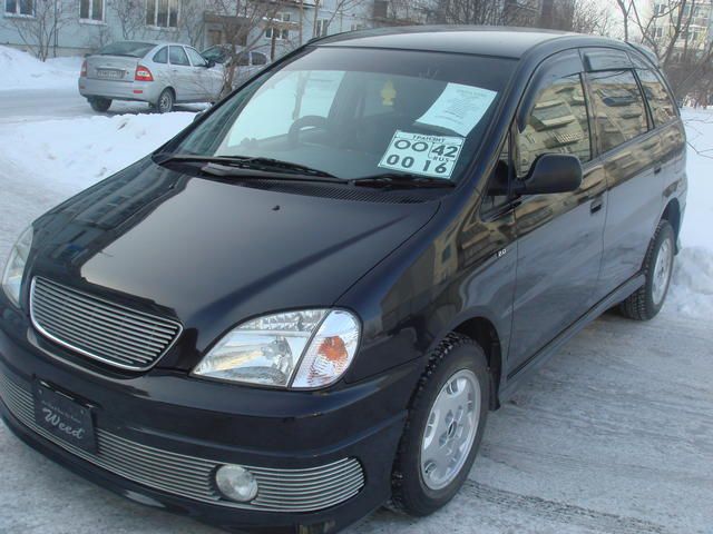 1998 Toyota Nadia