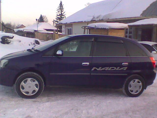 1998 Toyota Nadia