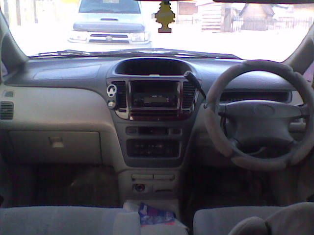 1998 Toyota Nadia